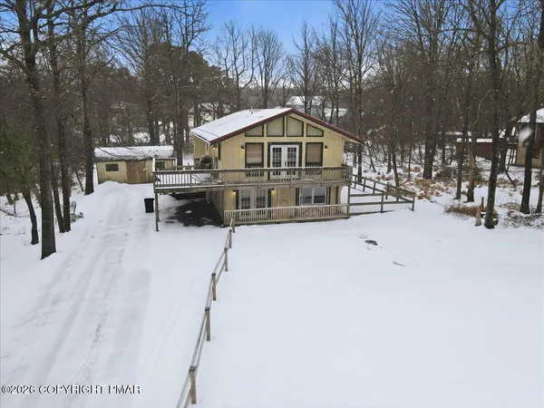 $339,900 | 401 Clearview Drive, Long Pond, PA 18334