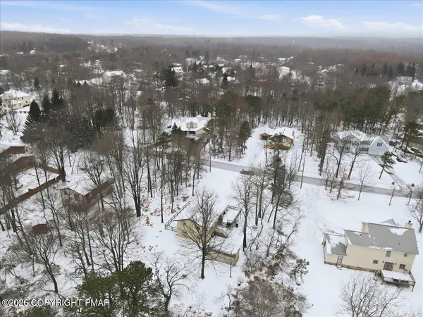 $339,900 | 401 Clearview Drive, Long Pond, PA 18334