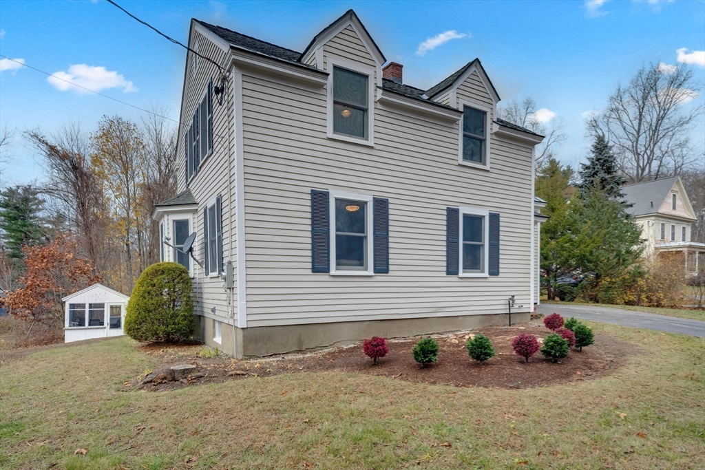 37 Pepperell Road Groton, MA 01450 - Photo 8 of 32