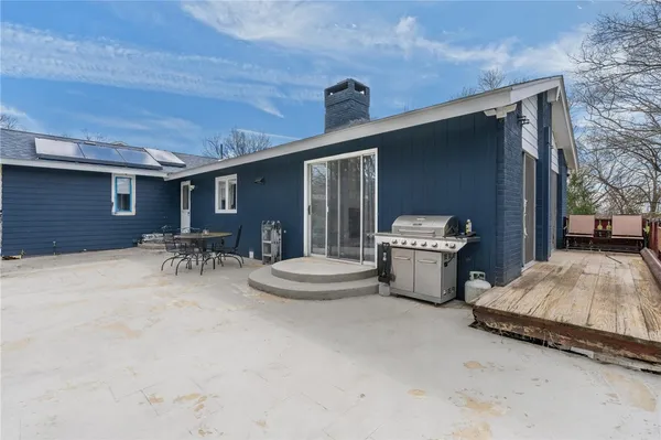 $519,900 | 77 Woodlawn Avenue, North Providence, RI 02904