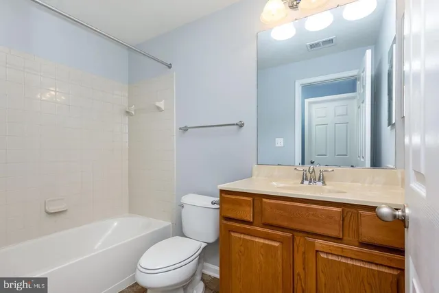 $1,800 | 16104 Mountain Eagle Court, Woodbridge, VA 22191