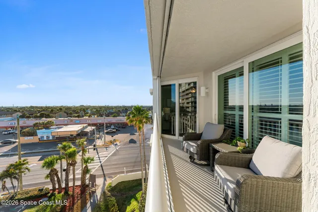 $560,000 | 925 North Hwy A1A, Unit 506, Indialantic, FL 32903