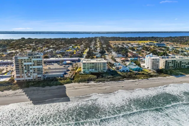 $560,000 | 925 North Hwy A1A, Unit 506, Indialantic, FL 32903