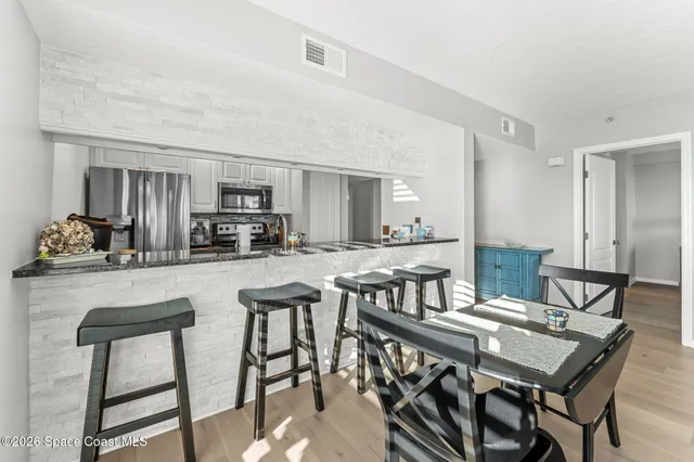 $560,000 | 925 North Hwy A1A, Unit 506, Indialantic, FL 32903