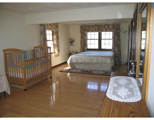 2 Burning Tree Road Natick, MA 01760 - Photo 6 of 12 Gallery Image 6
