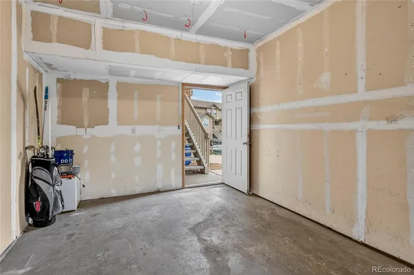 a view of a storage & utility room