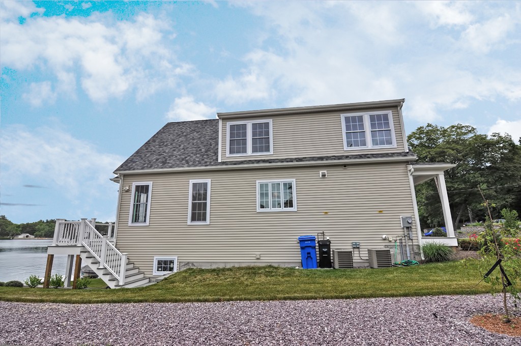 720 Eastside Road Wrentham, MA 02093 - Photo 25 of 30 Gallery Image 25