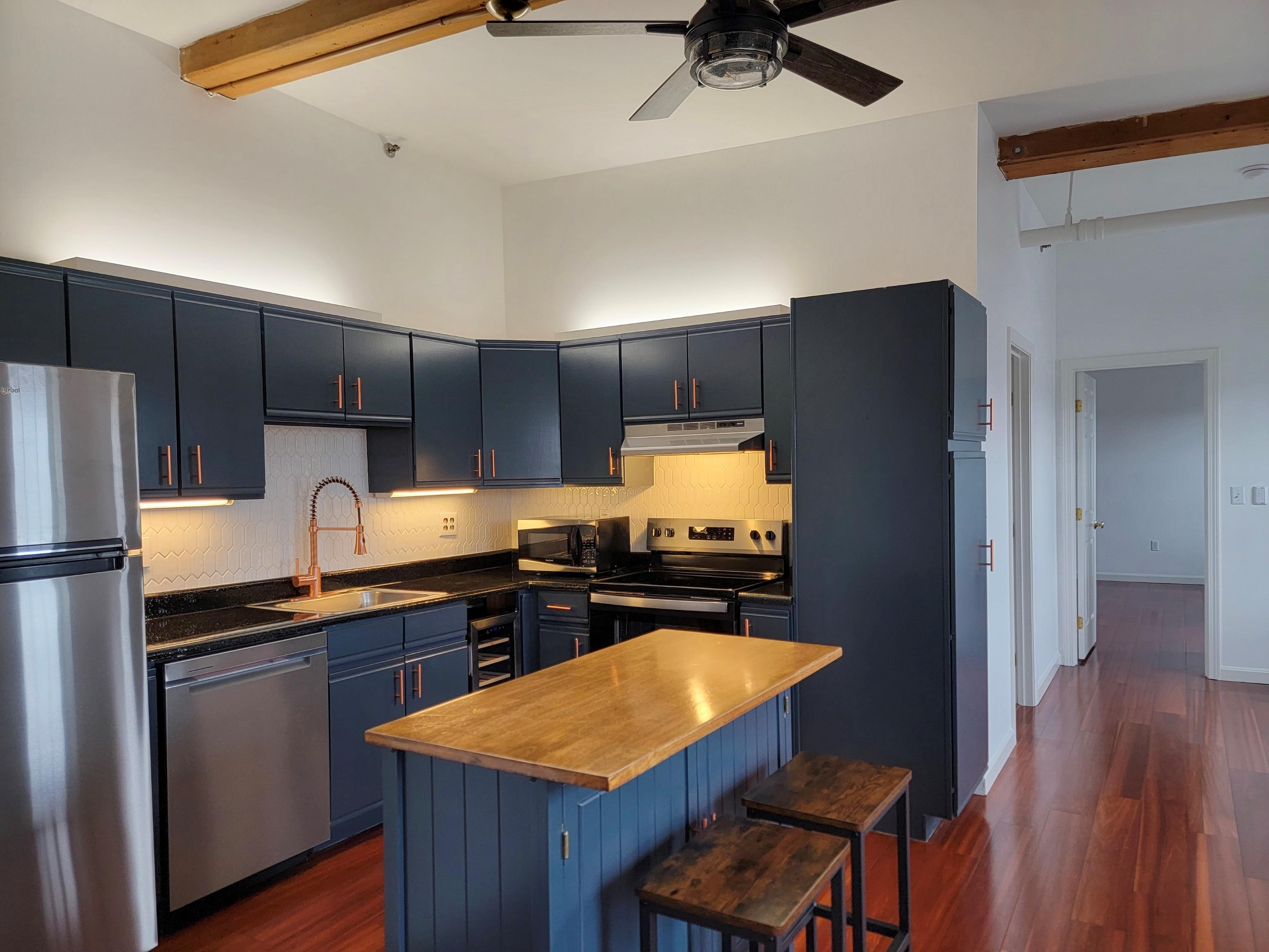 156 Front Street, Unit 403 Exeter, NH 03833 - Photo 3 of 29