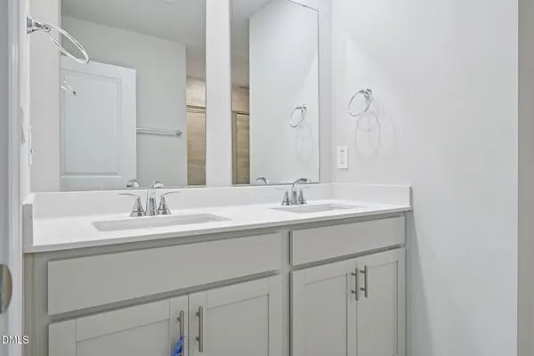 $255,000 | 722 Southland Drive, Zebulon, NC 27597