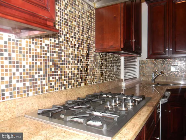 $2,550 | 2227 Eutaw Place, Unit 1, Baltimore, MD 21217