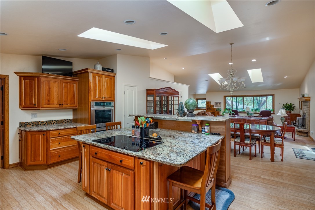1385 Eagle Ridge Road Oak Harbor, WA 98277 - Photo 12 of 40 Gallery Image 12