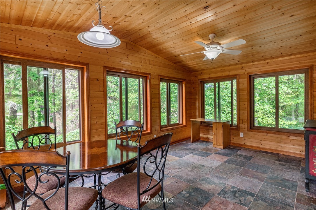 1385 Eagle Ridge Road Oak Harbor, WA 98277 - Photo 16 of 40 Gallery Image 16