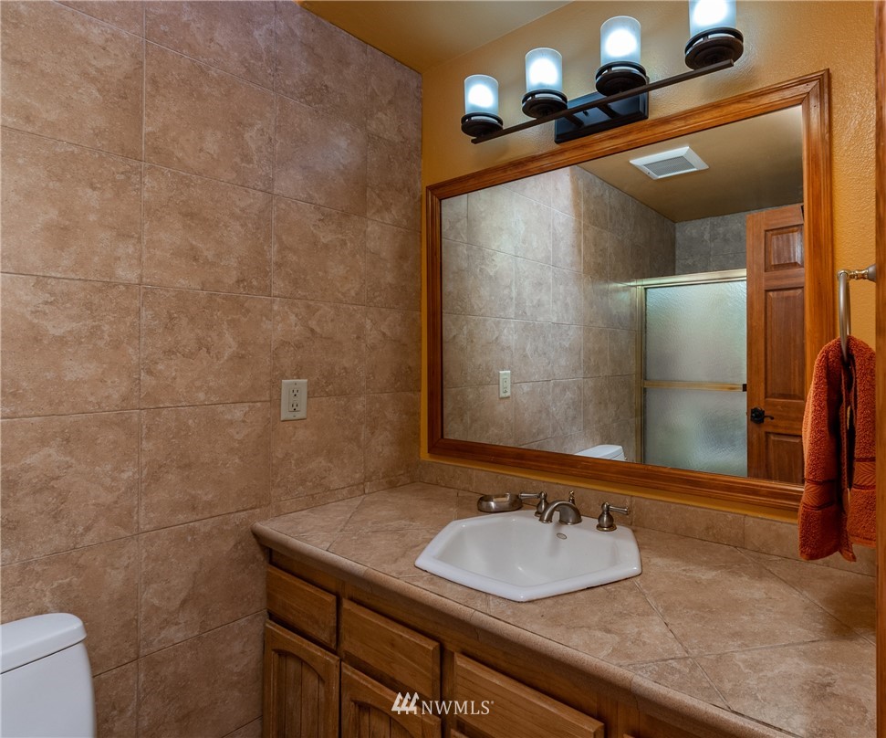 1385 Eagle Ridge Road Oak Harbor, WA 98277 - Photo 18 of 40 Gallery Image 18
