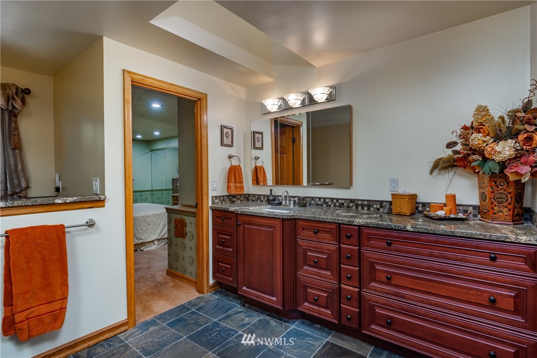 1385 Eagle Ridge Road Oak Harbor, WA 98277 - Photo 25 of 40 Gallery Image 25