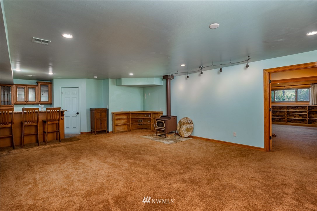 1385 Eagle Ridge Road Oak Harbor, WA 98277 - Photo 34 of 40 Gallery Image 34