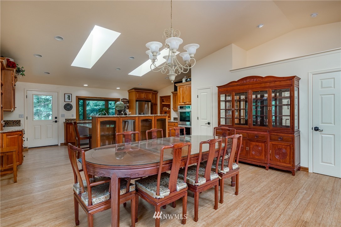 1385 Eagle Ridge Road Oak Harbor, WA 98277 - Photo 9 of 40 Gallery Image 9