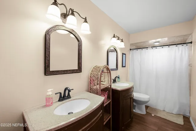 $449,500 | 3511 Hermitage Road East, Jacksonville, FL 32277