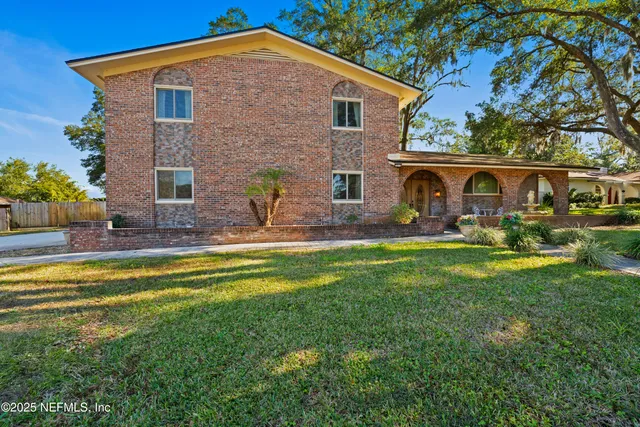 $449,500 | 3511 Hermitage Road East, Jacksonville, FL 32277