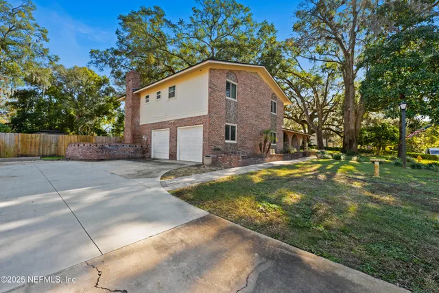 $449,500 | 3511 Hermitage Road East, Jacksonville, FL 32277