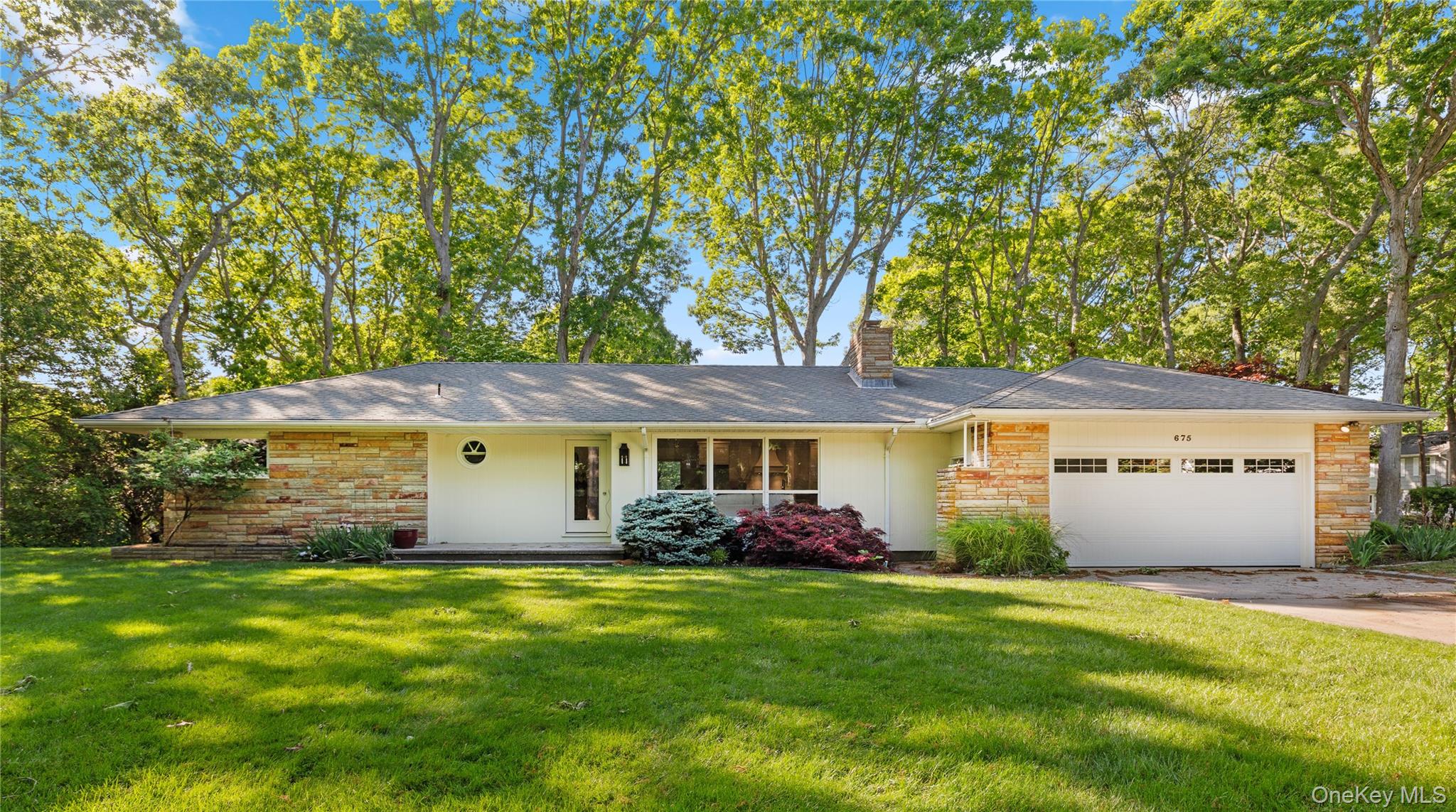 675 Dicks Point Road Cutchogue, NY 11935 - Photo 1 of 23