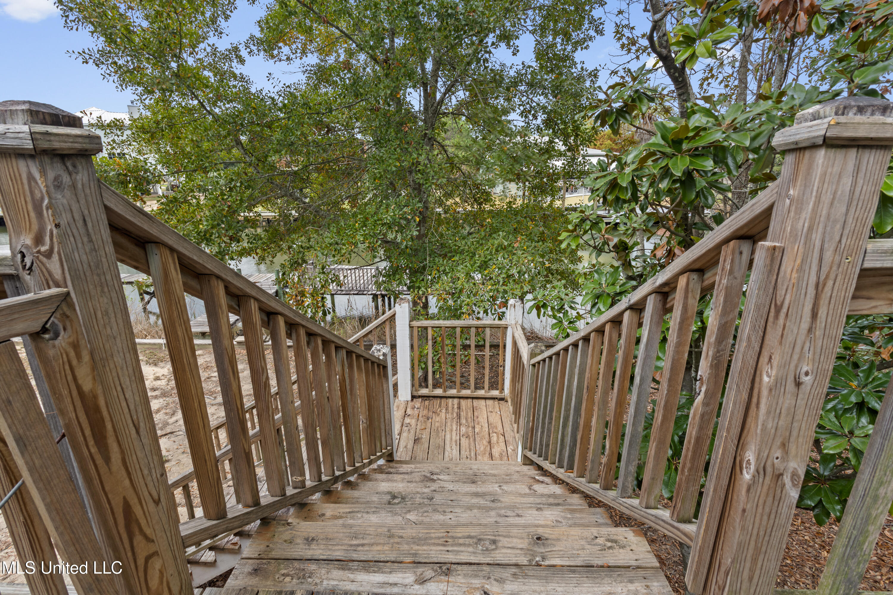 143 Ridgewood Drive Pass Christian, MS 39571 - Photo 57 of 71 0055