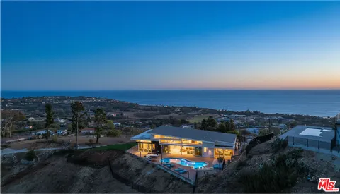 $4,650,000 | 5416 Horizon Drive, Malibu, CA 90265