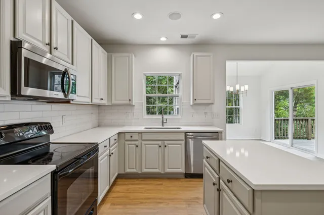 $549,000 | 1032 Nunnery Lane, Nashville, TN 37221