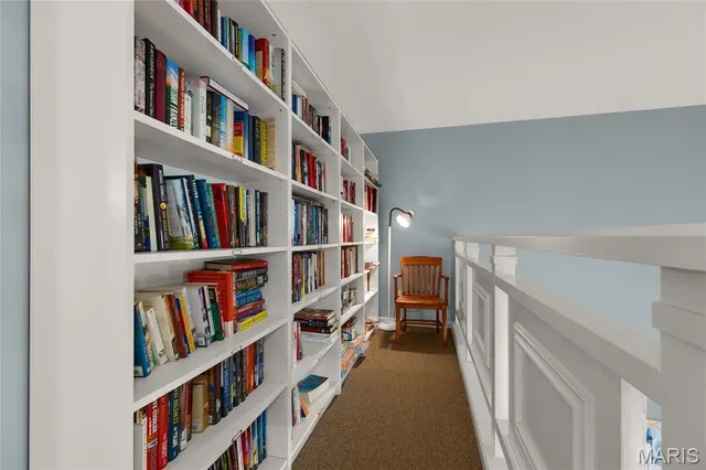 $249,900 | 526 Sarah Lane, Unit 22, Creve Coeur, MO 63141