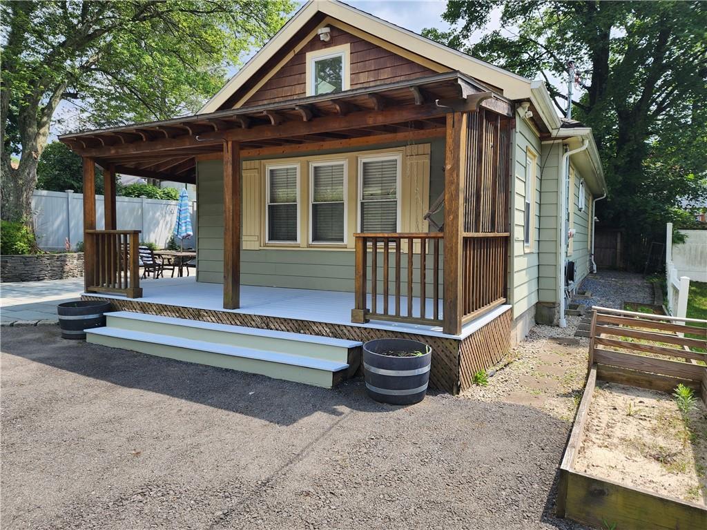 View of front of house  and porch