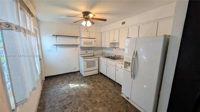 $1,400 | 2024 Fillmore Street, Unit 1, Hollywood, FL 33020