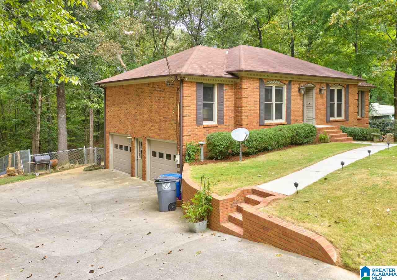 2001 Yancy Drive Bessemer, AL 35022 - Photo 2 of 38