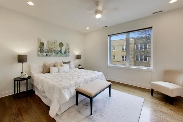 $1,350,000 | 3407 North Bell Avenue, Unit B, Chicago, IL 60618