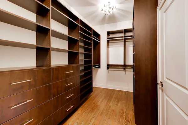 $1,350,000 | 3407 North Bell Avenue, Unit B, Chicago, IL 60618