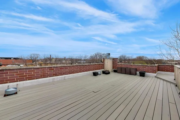 $1,350,000 | 3407 North Bell Avenue, Unit B, Chicago, IL 60618