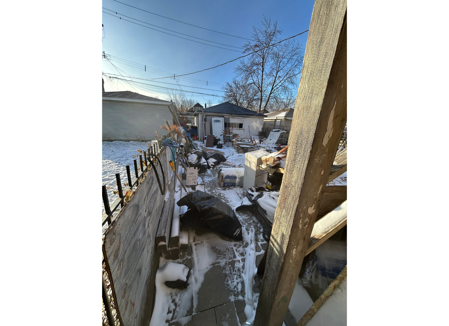 2107 West 70th Place Chicago, IL 60636 - Photo 6 of 19 a view of entryway
