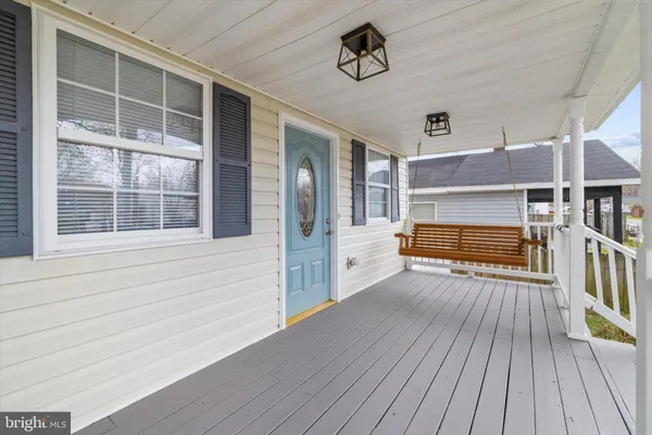 a view of livingroom with hardwood