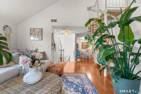 $299,500 | 71 Clubhouse Drive, Unit 71, Cromwell, CT 06416