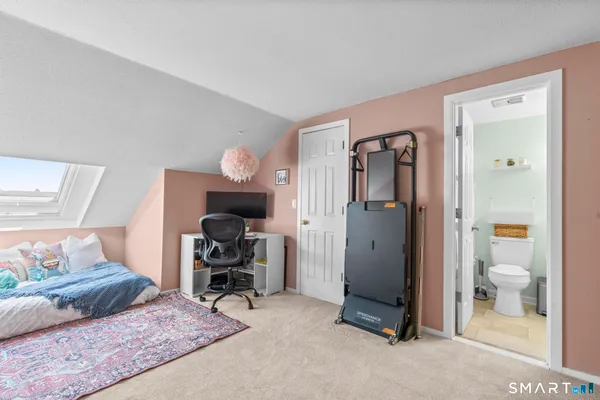 $299,500 | 71 Clubhouse Drive, Unit 71, Cromwell, CT 06416