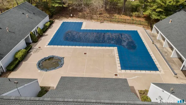 $299,500 | 71 Clubhouse Drive, Unit 71, Cromwell, CT 06416