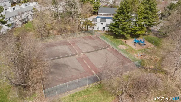 $299,500 | 71 Clubhouse Drive, Unit 71, Cromwell, CT 06416