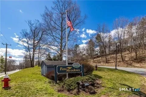 $299,500 | 71 Clubhouse Drive, Unit 71, Cromwell, CT 06416