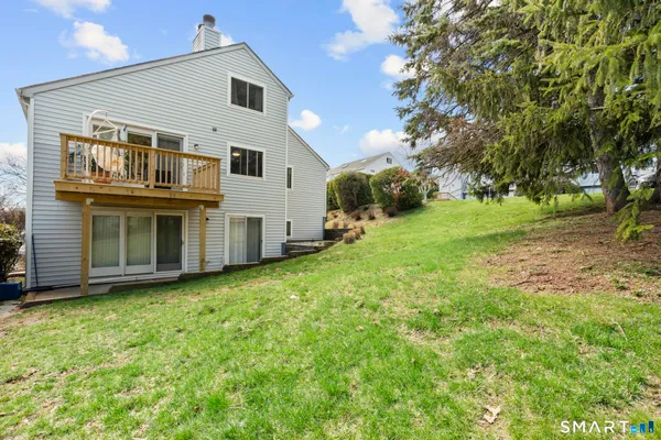 $299,500 | 71 Clubhouse Drive, Unit 71, Cromwell, CT 06416