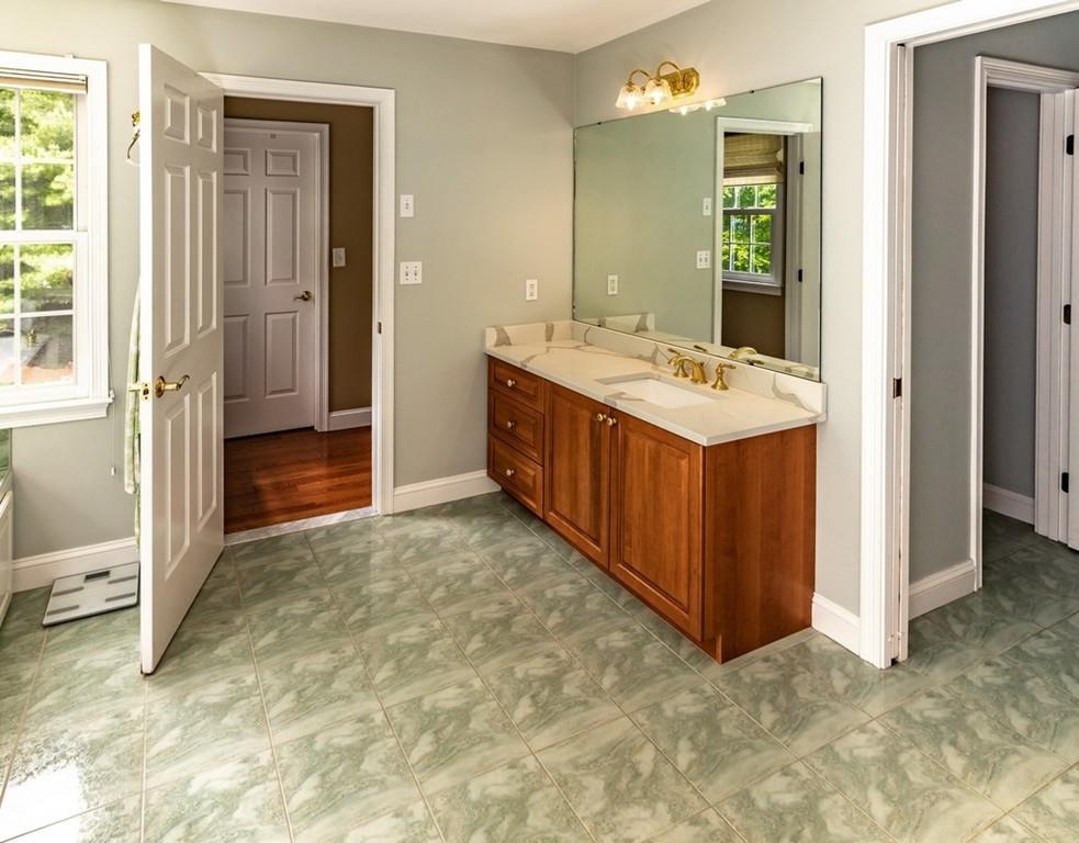 12 Gable Ridge Road Westborough, MA 01581 - Photo 24 of 42 Gallery Image 24