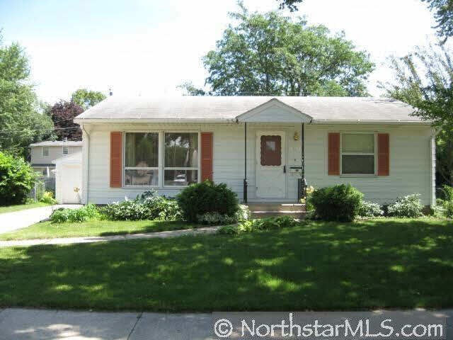 1502 4th Avenue Southwest Rochester, MN 55902 - Photo 1 of 8