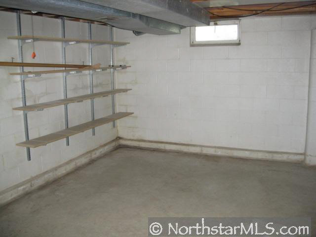 1502 4th Avenue Southwest Rochester, MN 55902 - Photo 3 of 8