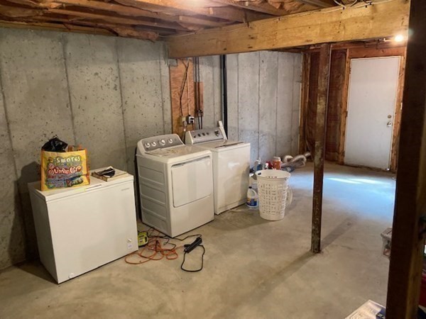 22 Cheyenne Road Worcester, MA 01606 - Photo 16 of 24 a storage room with washer and dryer