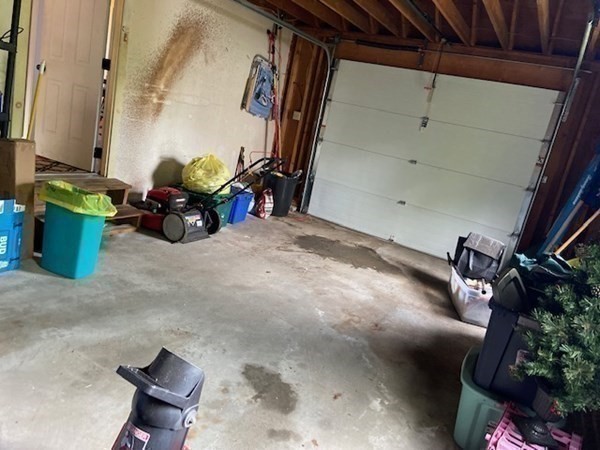 22 Cheyenne Road Worcester, MA 01606 - Photo 19 of 24 a view of a room with gym equipment