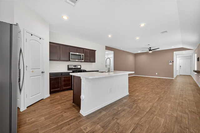 $1,700 | 16600 Lonely Pines Drive, Conroe, TX 77302