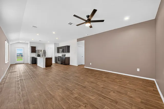 $1,700 | 16600 Lonely Pines Drive, Conroe, TX 77302