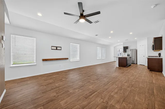 $1,700 | 16600 Lonely Pines Drive, Conroe, TX 77302